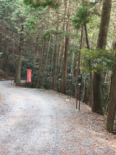 京都帝釈天への山道
