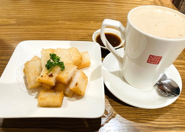 タピオカミルクティーと大根餅