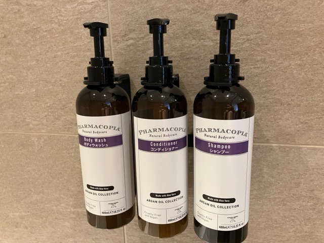 シャンプーほか